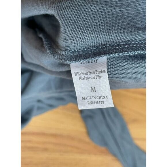 Free Fly Bamboo Women's Hoodie Blue Long Sleeve M Lightweight Outdoor Sun Shirt - Picture 3 of 7